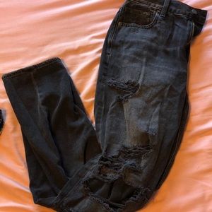American eagle black boyfriend jeans: size 8-10